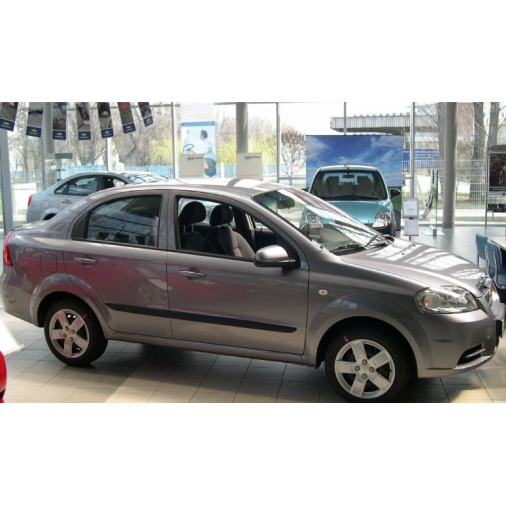 Boční lišty na dveře Chevrolet Aveo Sedan 2006-2011 F12 | Rider