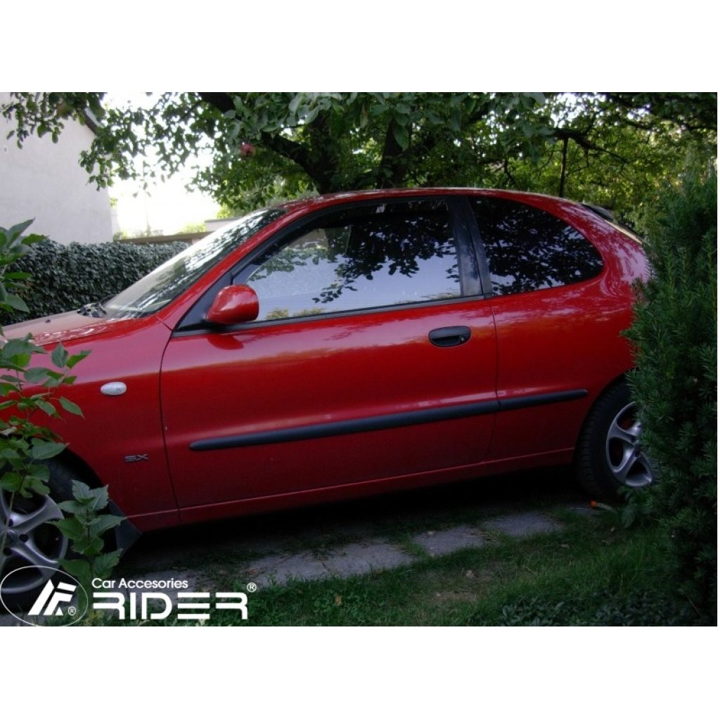 Boční lišty na dveře Daewoo Lanos 3dv 1997-2002 F6 | Rider