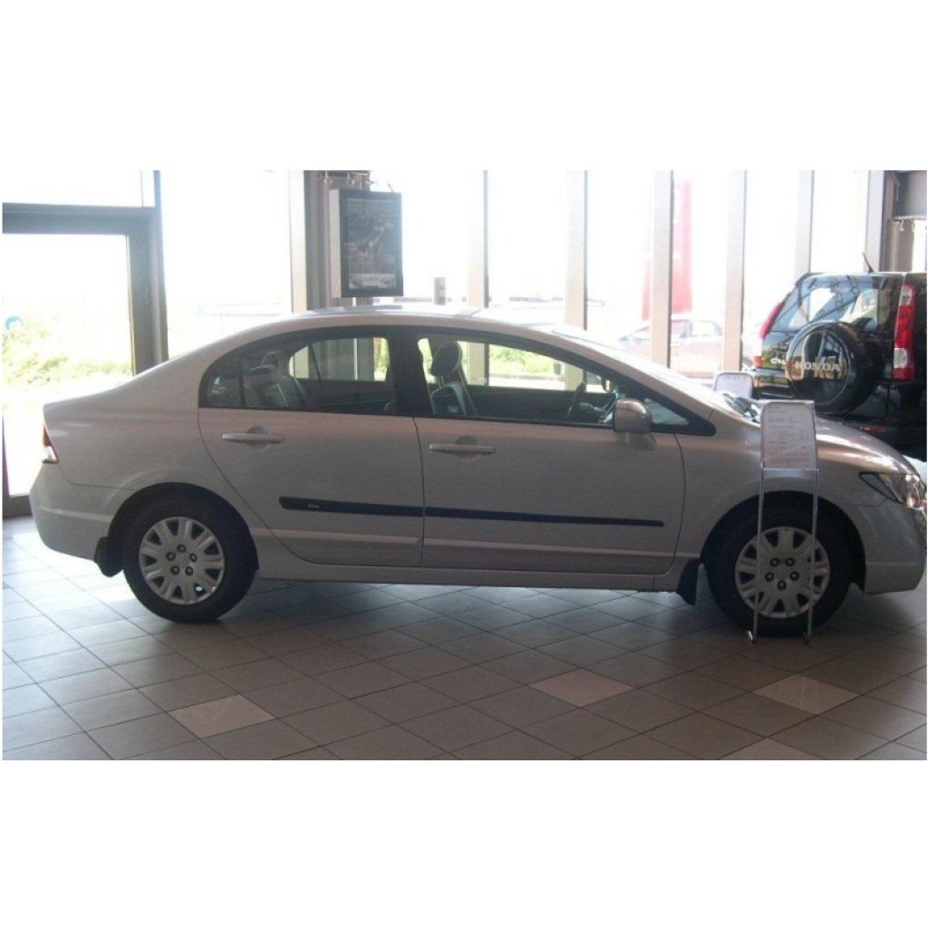 Boční lišty na dveře Mitsubishi Lancer Sportback X 2008-2017 F16/14 | Rider