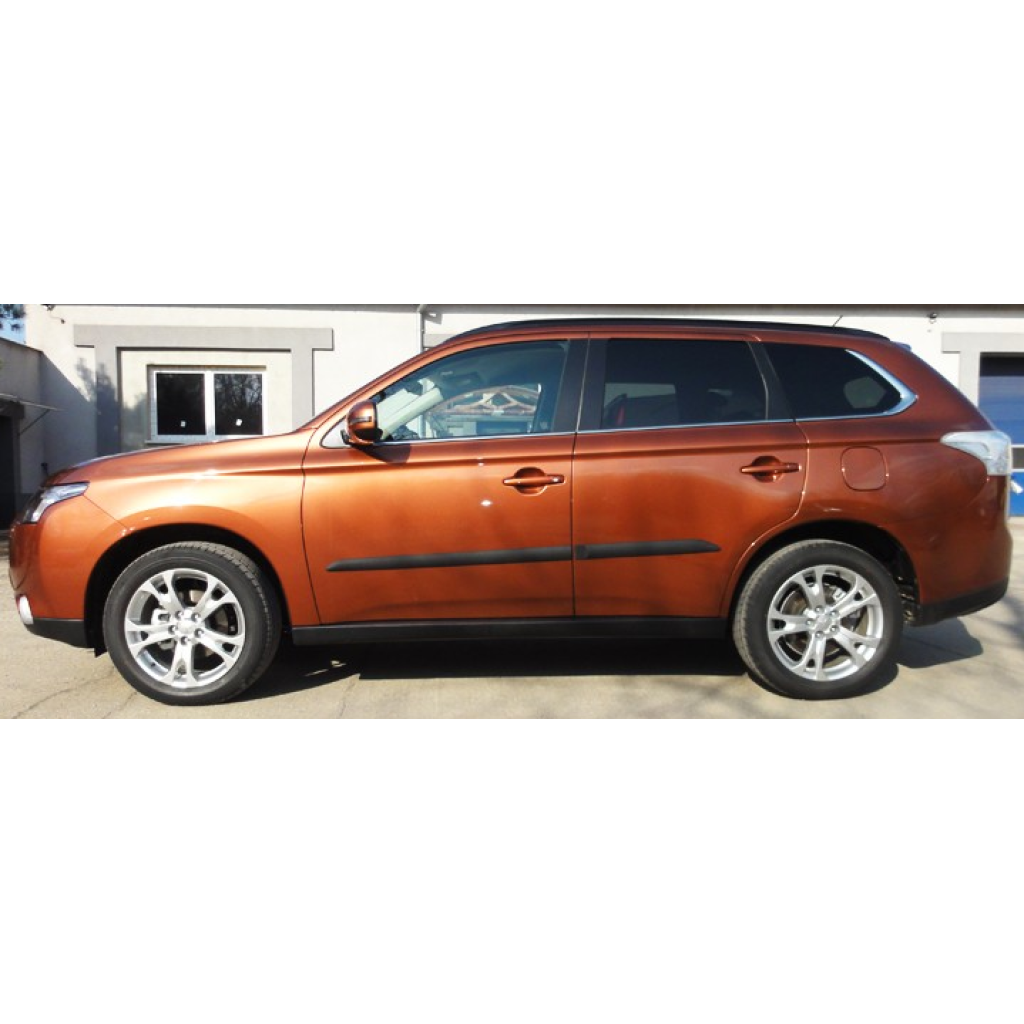 Boční lišty na dveře Mitsubishi Outlander III 2012-2022 F41 | Rider