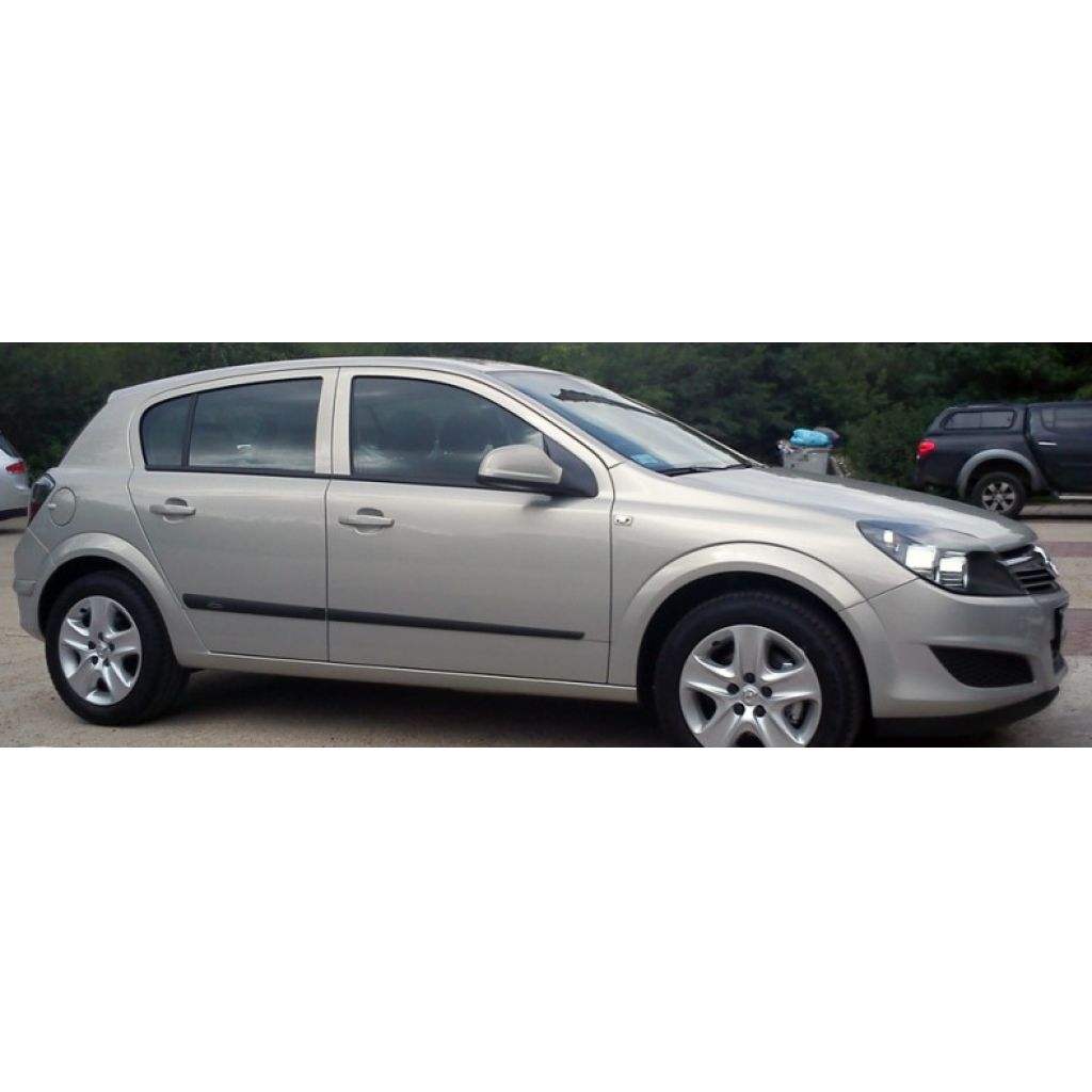 Boční lišty na dveře Opel Astra H Hatchback 2004-2009 F14 | Rider