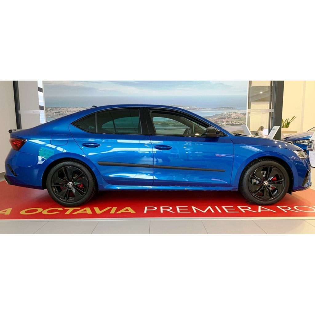 Boční lišty na dveře Škoda Octavia IV Liftback/Combi 2019- F20 | Rider