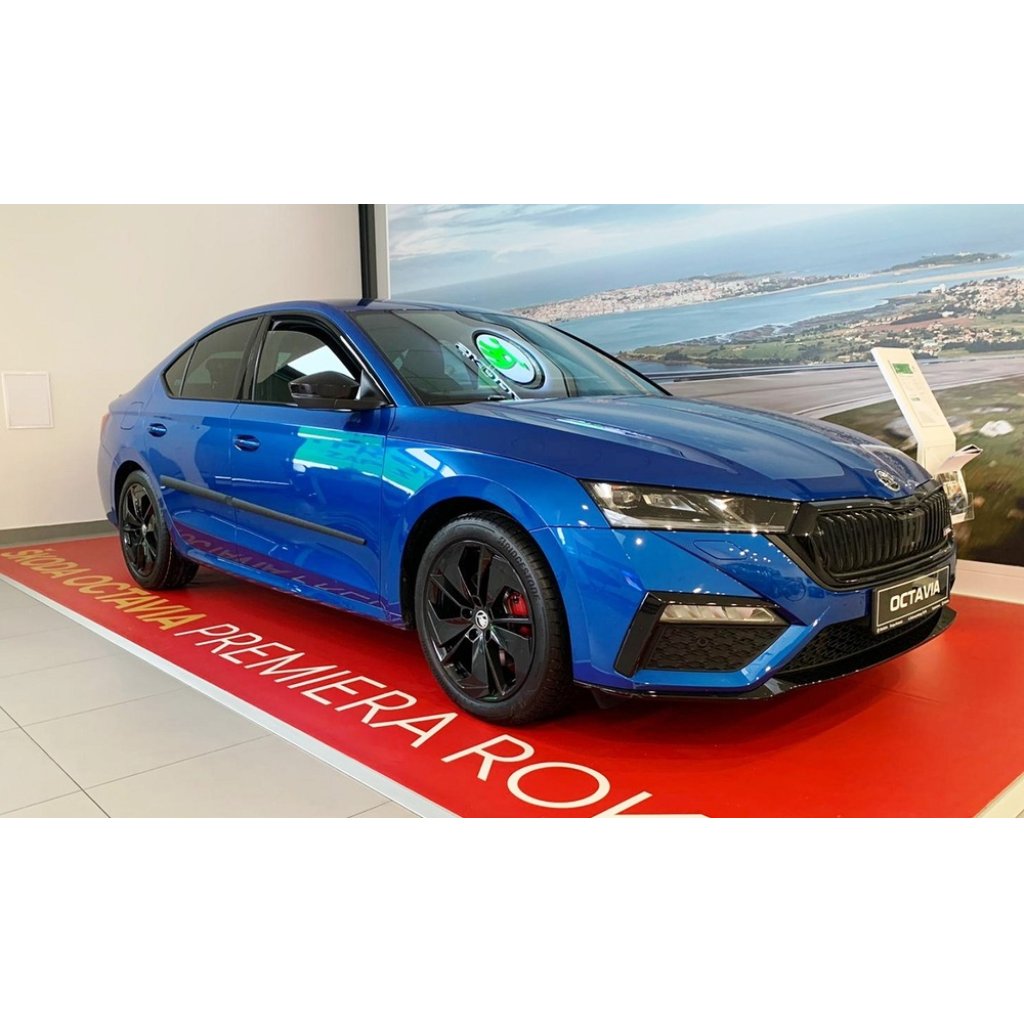 Boční lišty na dveře Škoda Octavia IV Liftback/Combi 2019- F20 | Rider