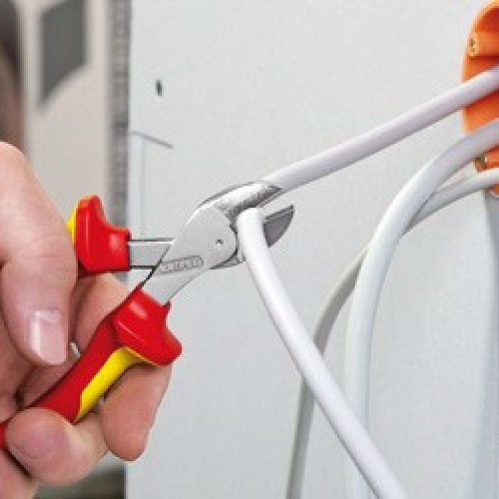 Boční štípací kleště KNIPEX X-Cut ® chromované 160 mm - 7305160T