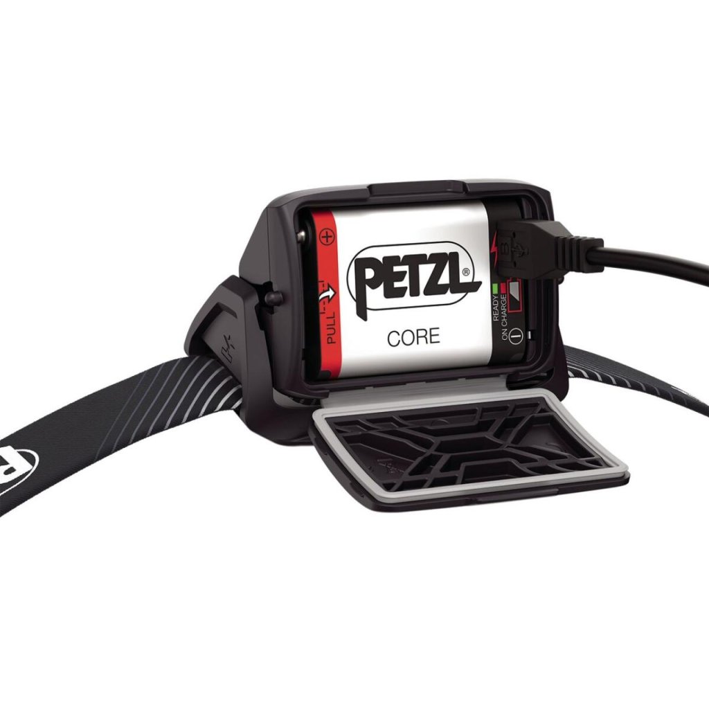 Čelovka PETZL Actik Core, šedá, 600 lm - E065AA00