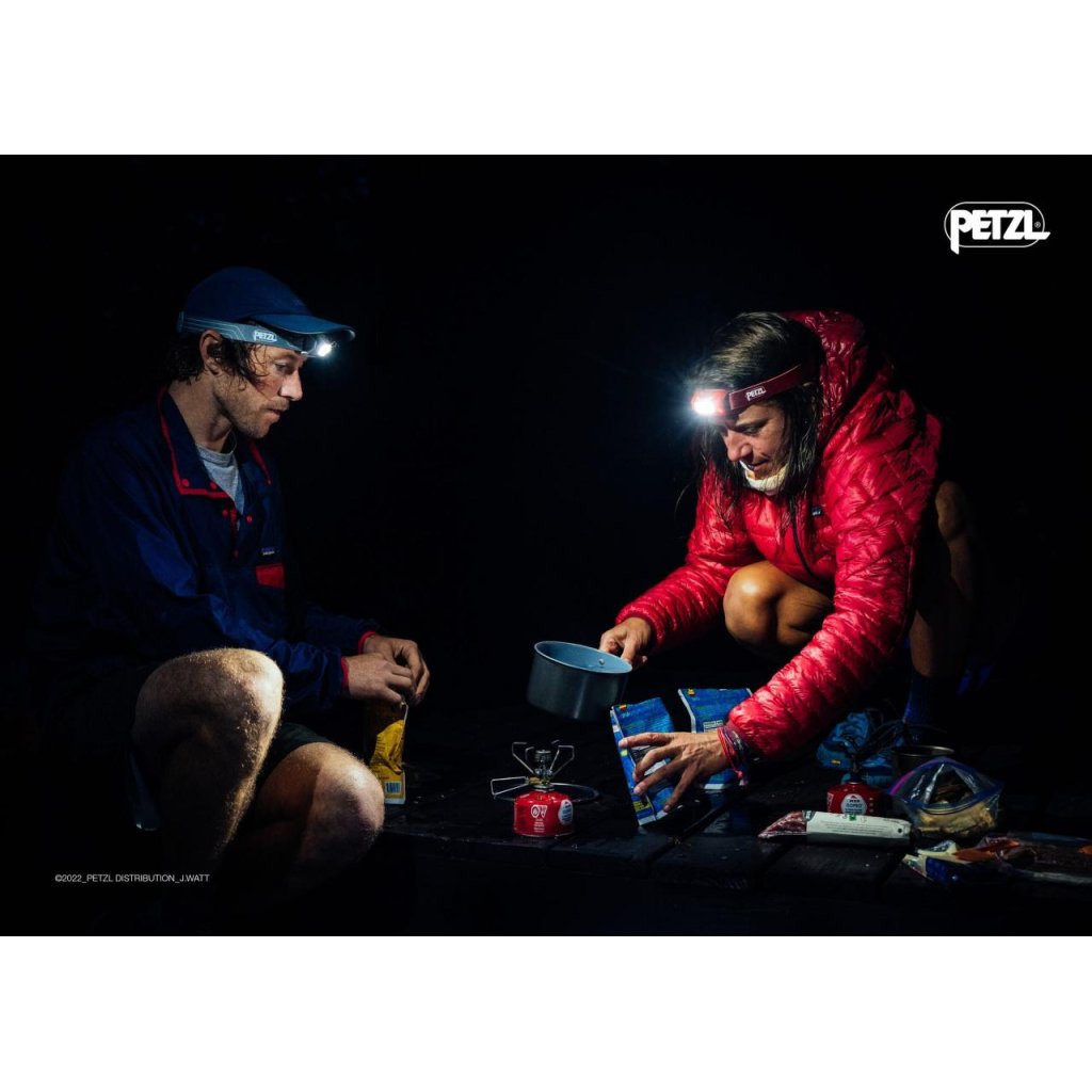 Čelovka PETZL Tikkina, červená, 300 lm - E060AA03