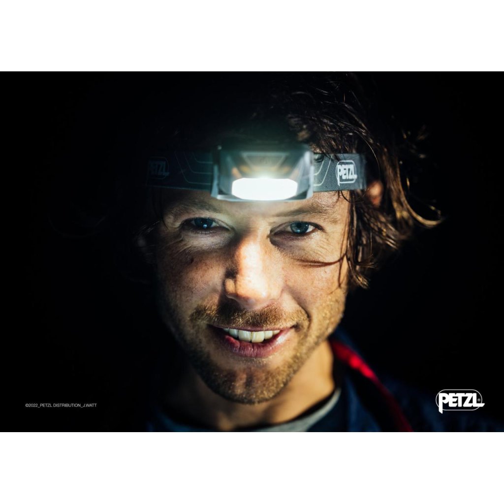 Čelovka PETZL Tikkina, šedá, 300 lm - E060AA00
