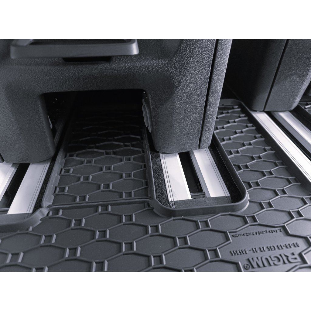 Gumové autokoberce Ford Tourneo Custom 2.řada 2023- | RIGUM