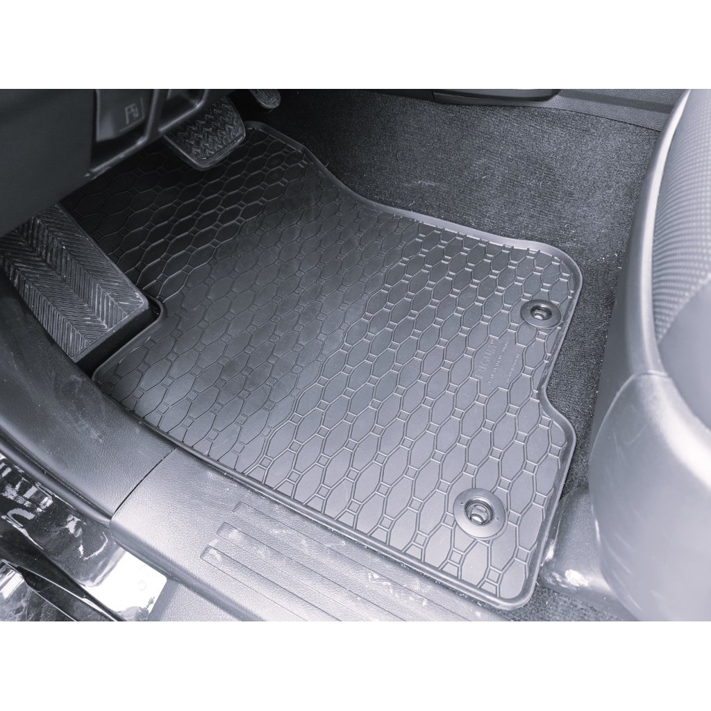 Gumové autokoberce Toyota Land Cruiser 150 5/7místný 2009- | RIGUM