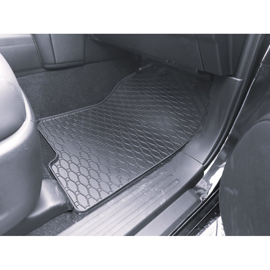 Gumové autokoberce Toyota Land Cruiser 150 5/7místný 2009- | RIGUM