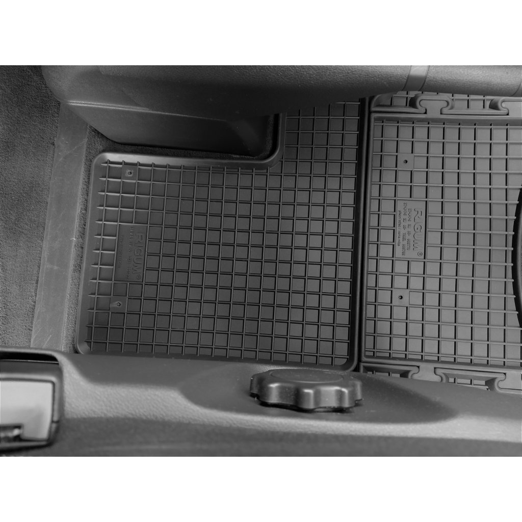 Gumové autokoberce Volkswagen T5 Multivan 2místný + tunel (4díl) 2003-2015 | RIGUM