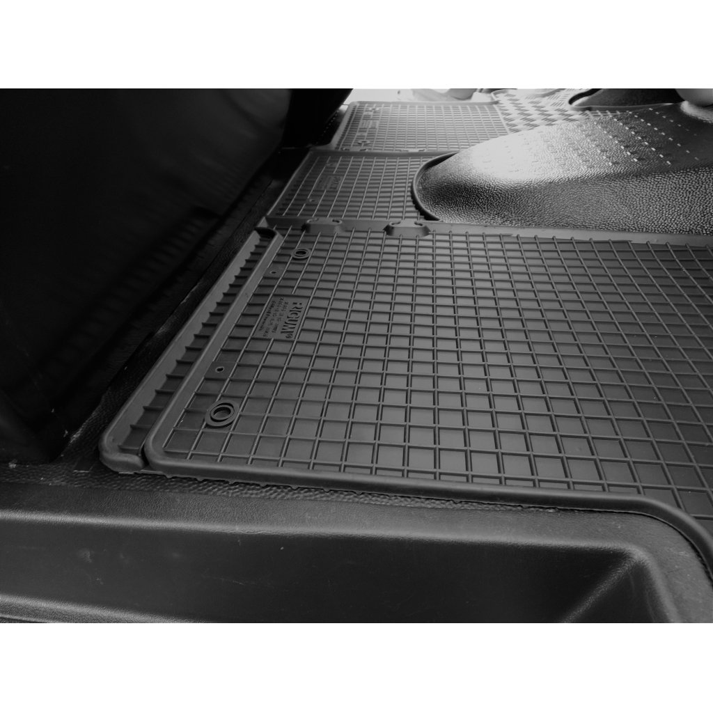 Gumové autokoberce Volkswagen T5 Multivan 3místný (3díl) 2003-2015 | RIGUM