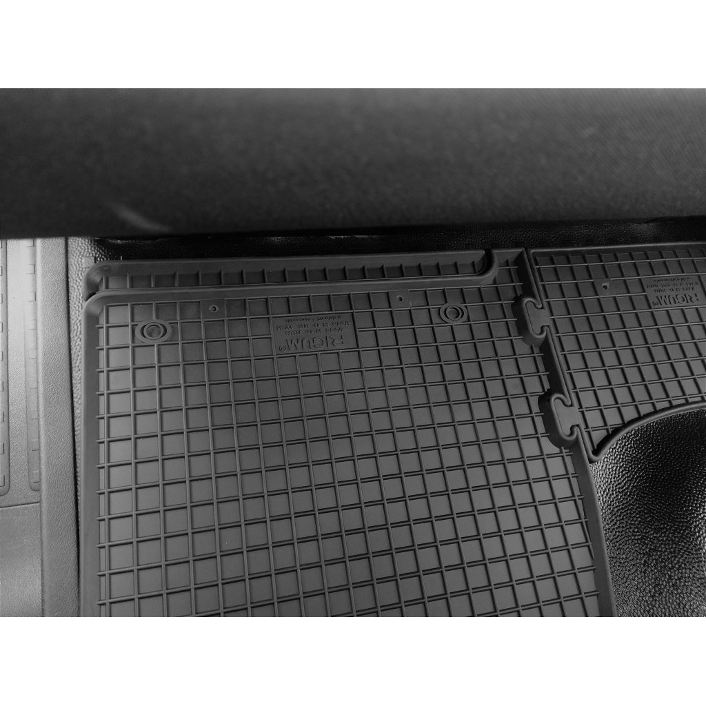 Gumové autokoberce Volkswagen T5 Multivan 3místný (3díl) 2003-2015 | RIGUM