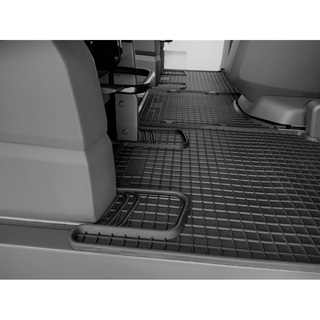 Gumové autokoberce Volkswagen T7 Multivan 2.řada 2022- | RIGUM