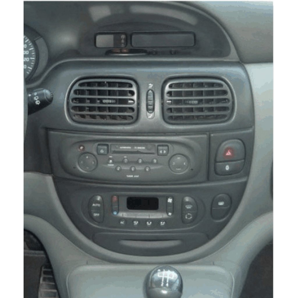 ISO redukce černá pro Renault Megane 1995-2003