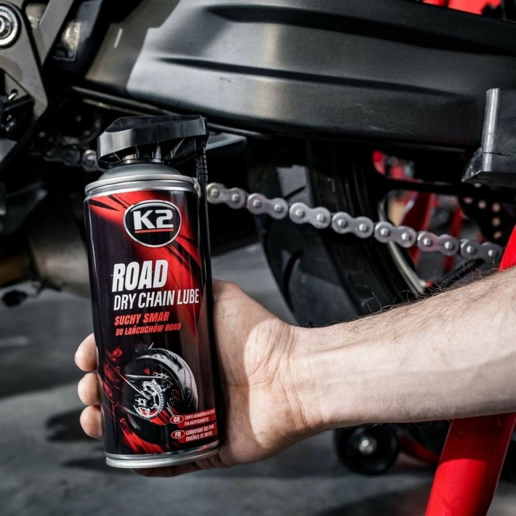 K2 ROAD DRY CHAIN LUBE 400 ml - suché mazivo ve spreji na řetězy motocyklů, W143