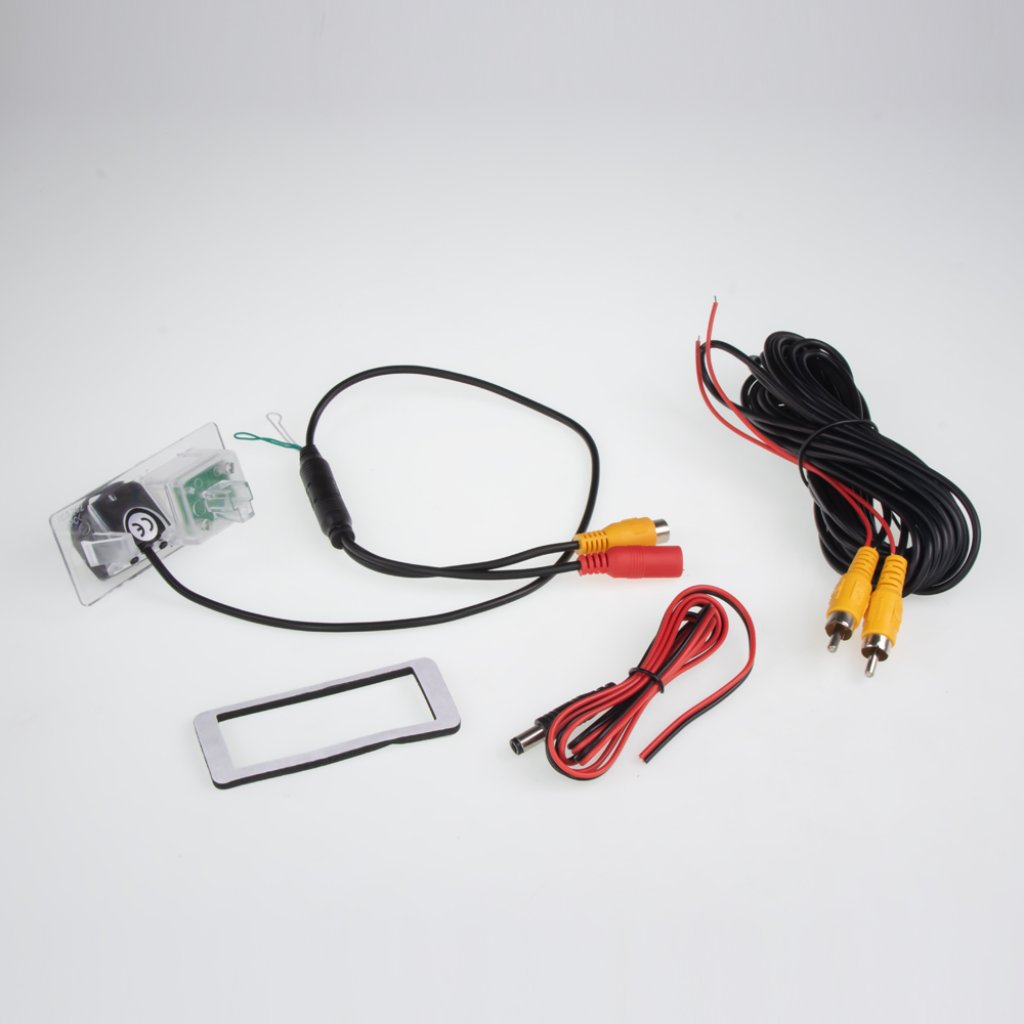 Kamera AHD/CVBS do vozu AUDI, Superb II Combi, Yeti 2012-, Octavia III