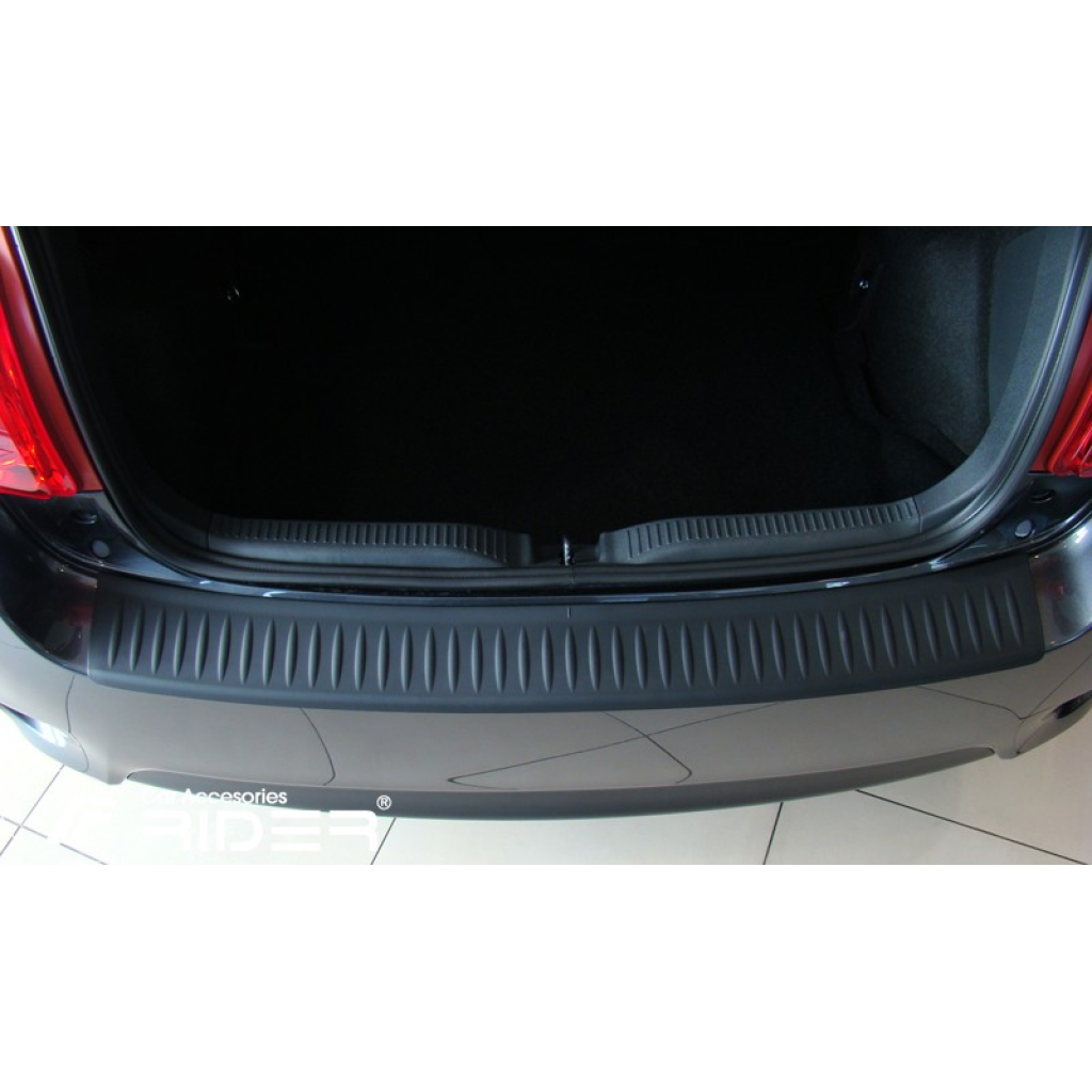 Kryt nákladové hrany Toyota Auris 2007- | Rider