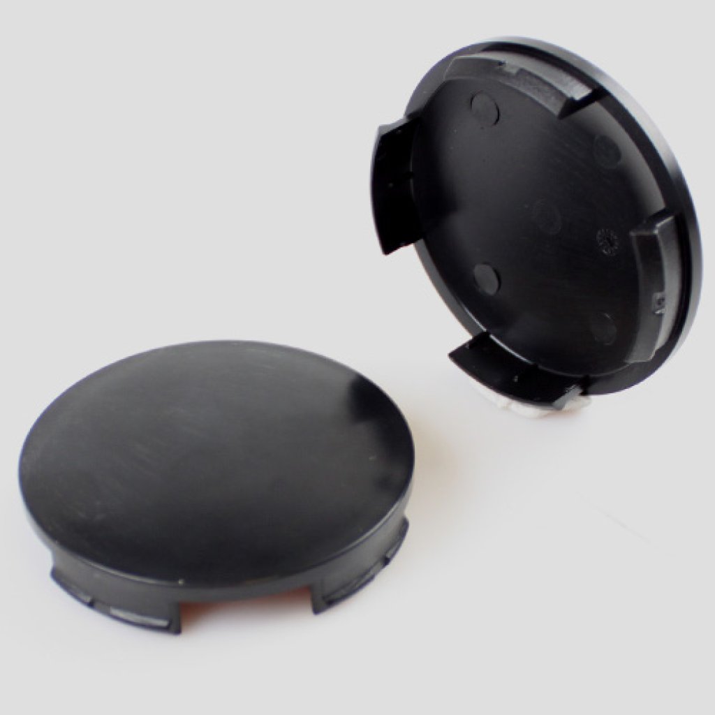 krytka průměr 52/55mm(vnitřní,vnější)(TSUZ55S) Suzuki bez loga, černá plast, úchyt 4mm