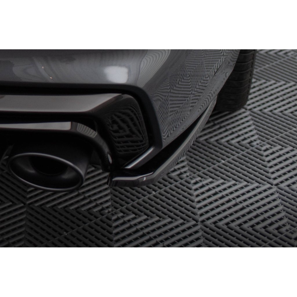 Maxton Design boční difuzory pod zadní nárazník pro Audi A7 C8, černý lesklý plast ABS