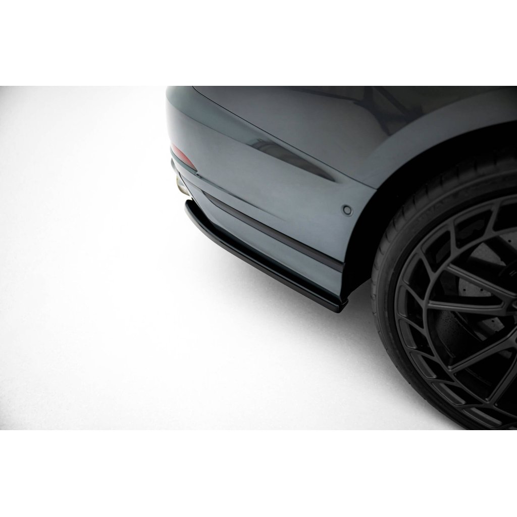 Maxton Design boční difuzory pod zadní nárazník pro Audi S8 D5 Facelift, černý lesklý plast ABS