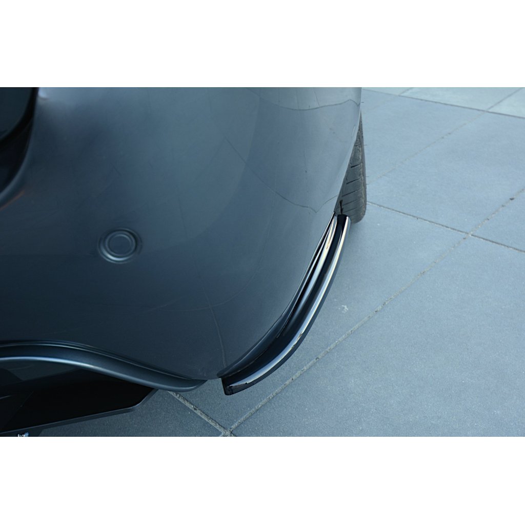 Maxton Design boční difuzory pod zadní nárazník pro BMW řada 5 E60, E61, carbon-Look