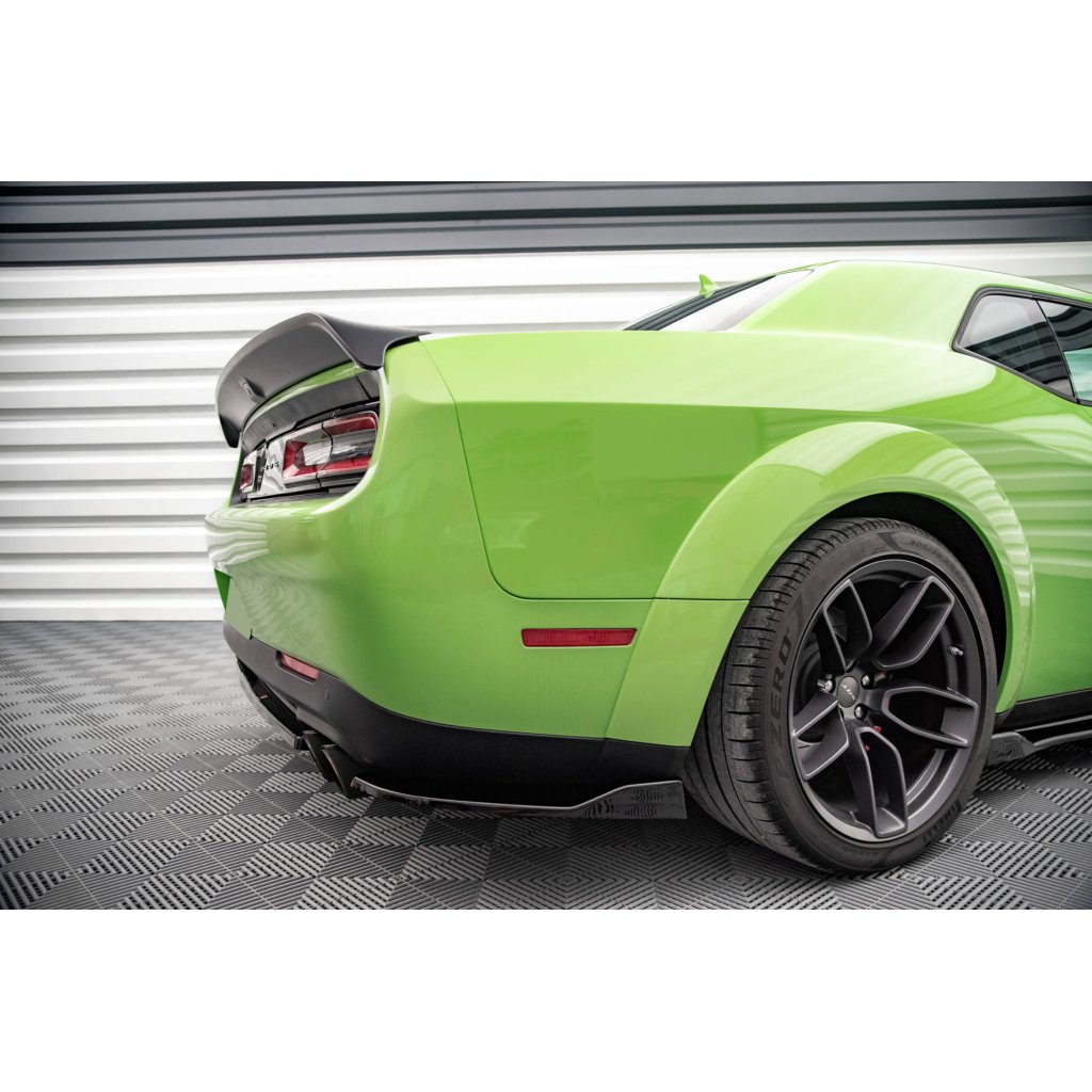 Maxton Design boční difuzory pod zadní nárazník pro Dodge Challenger MK3 SRT Hellcat Widebody, černý lesklý plast ABS
