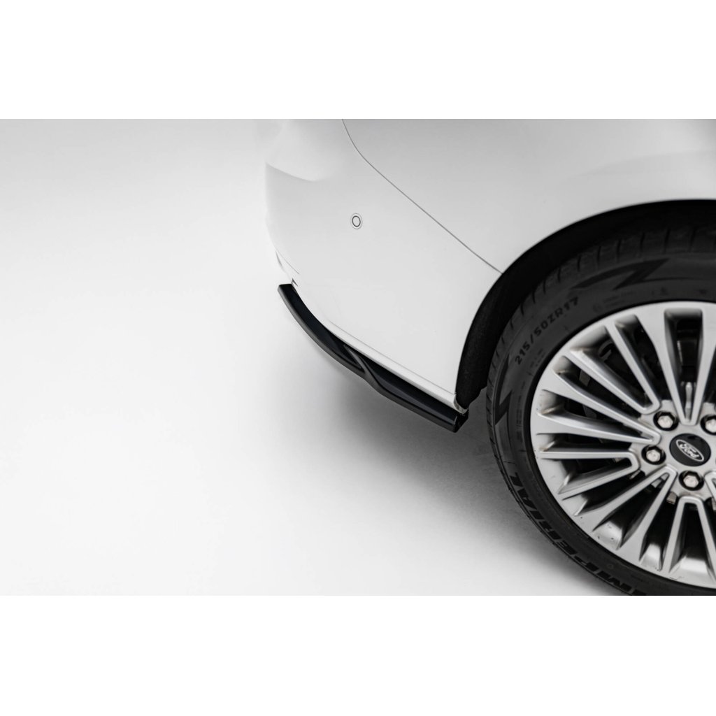 Maxton Design boční difuzory pod zadní nárazník pro Ford Focus Mk4, černý lesklý plast ABS, Vignale, Estate
