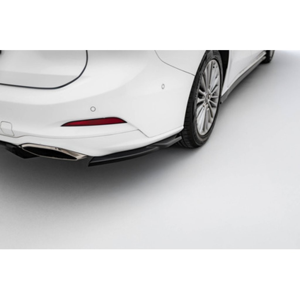 Maxton Design boční difuzory pod zadní nárazník pro Ford Focus Mk4, černý lesklý plast ABS, Vignale, Estate