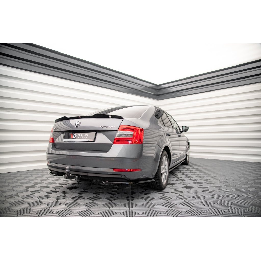 Maxton Design boční difuzory pod zadní nárazník pro Škoda Octavia Mk3 Facelift, černý lesklý plast ABS