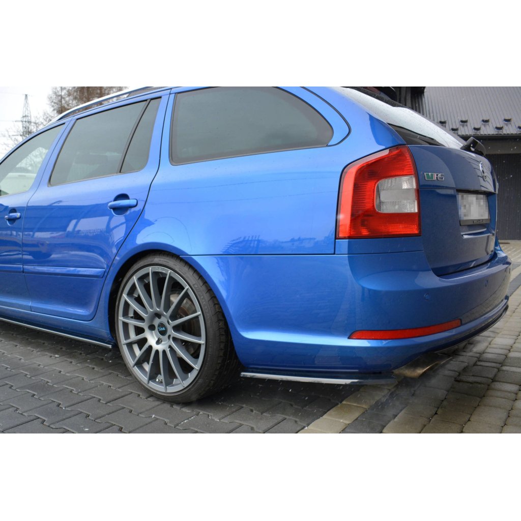Maxton Design boční difuzory pod zadní nárazník pro Škoda Octavia RS Facelift Mk2, černý lesklý plast ABS