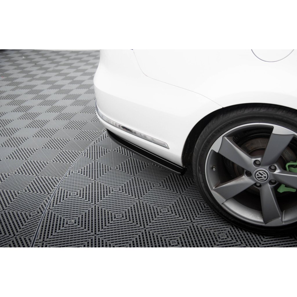 Maxton Design boční difuzory pod zadní nárazník pro Volkswagen Passat Mk7 (B7), černý lesklý plast ABS, Variant