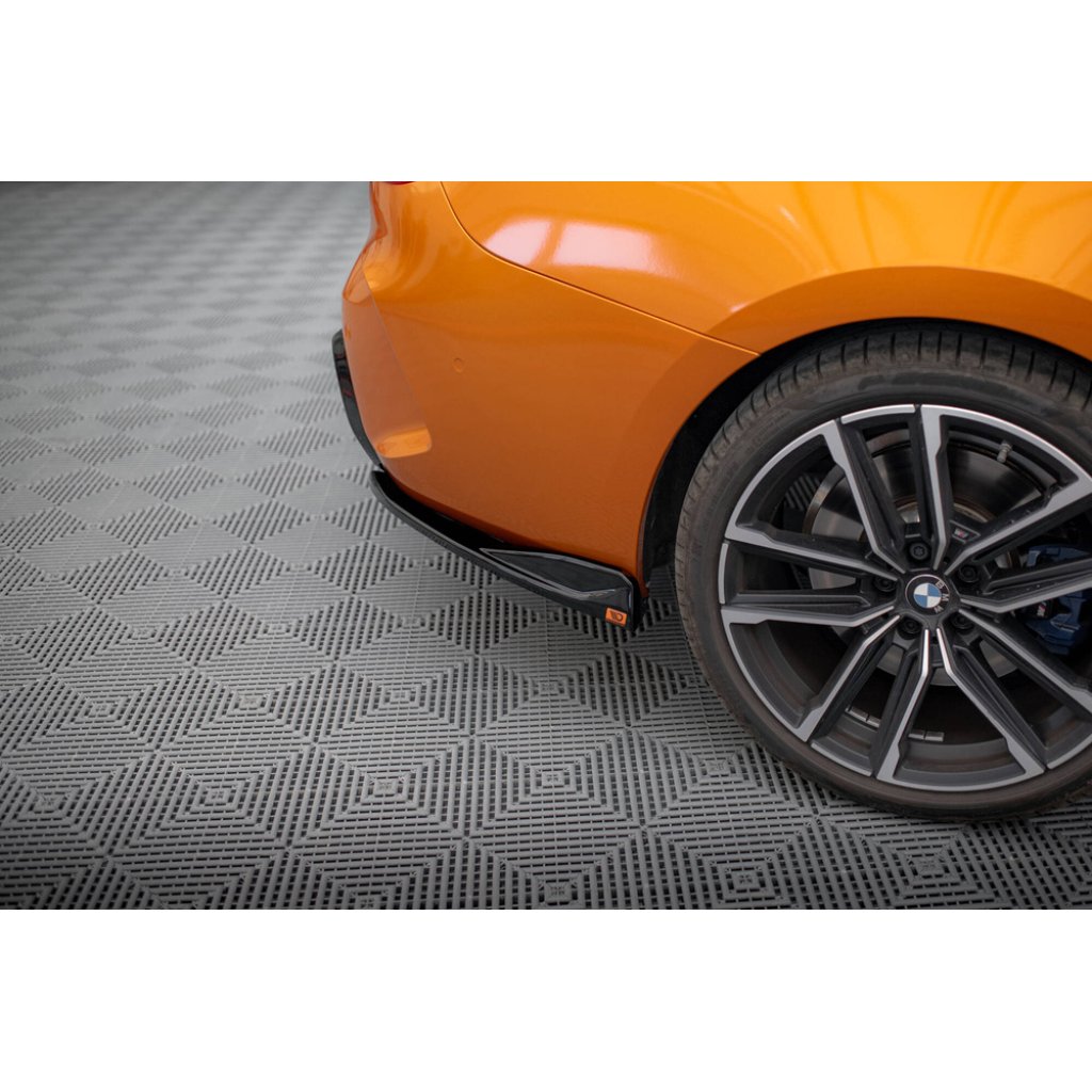 Maxton Design boční difuzory pod zadní nárazník v.6 pro BMW řada 4 G22, G22 Facelift, G23, G23 Facelift, černý lesklý plast ABS