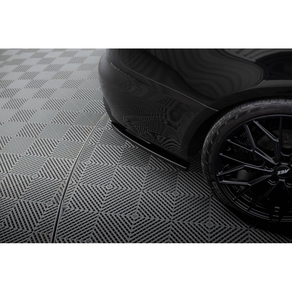 Maxton Design boční difuzory pod zadní nárazník ver.2 pro Audi A4 B8, černý lesklý plast ABS, Sedan / Avant