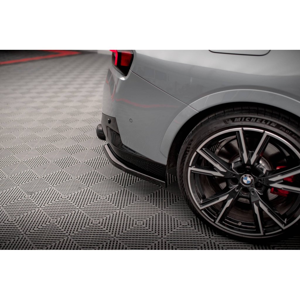 Maxton Design boční difuzory pod zadní nárazník ver.2 pro BMW řada 2 G42 M240i, černý lesklý plast ABS