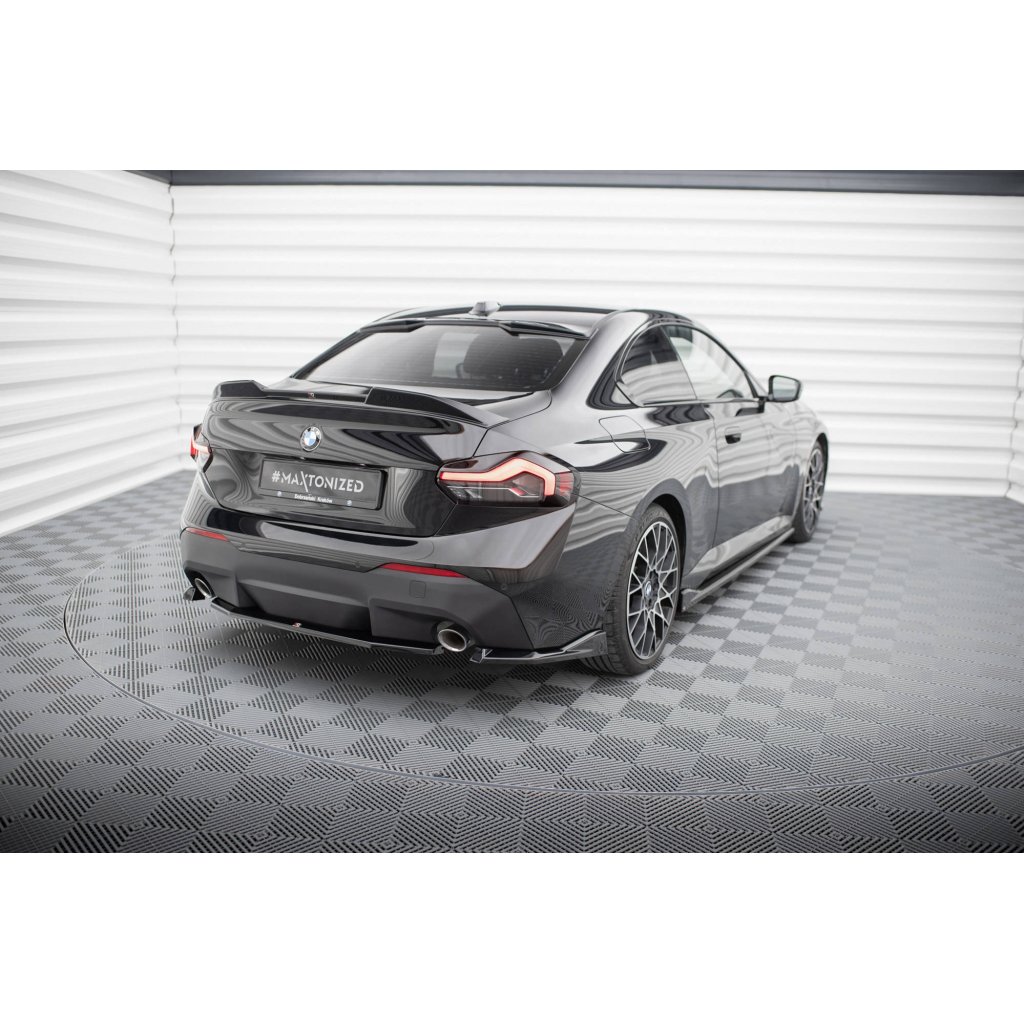 Maxton Design boční difuzory pod zadní nárazník ver.2 pro BMW řada 2 G42 Standard, černý lesklý plast ABS