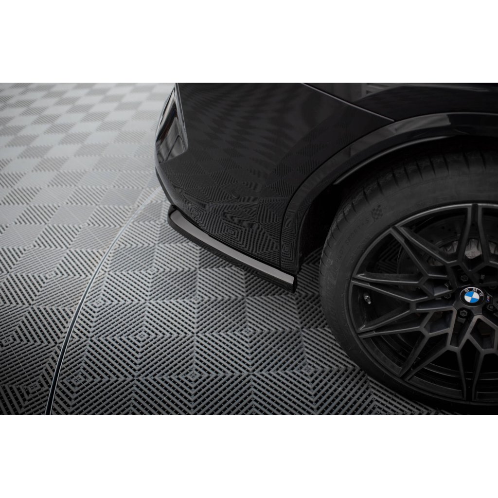 Maxton Design boční difuzory pod zadní nárazník ver.2 pro BMW X3 M F97 Facelift, černý lesklý plast ABS