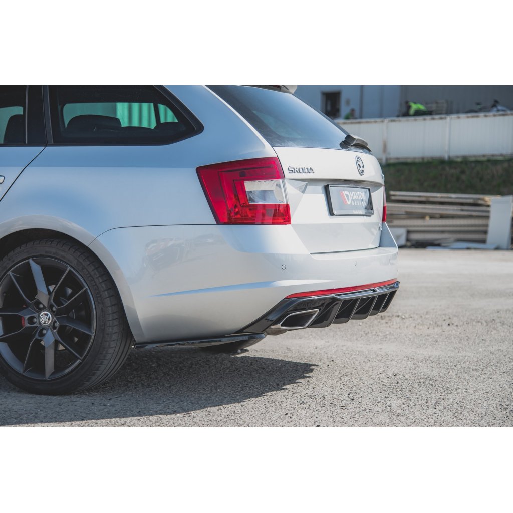 Maxton Design boční difuzory pod zadní nárazník ver.2 pro Škoda Octavia RS Mk3, černý lesklý plast ABS