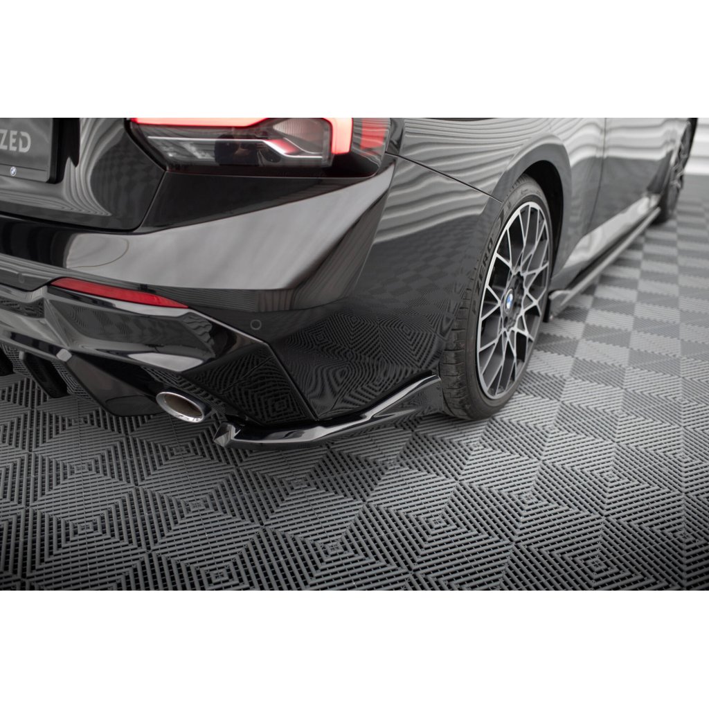 Maxton Design boční difuzory pod zadní nárazník ver.4 pro BMW řada 2 G42 Standard, černý lesklý plast ABS