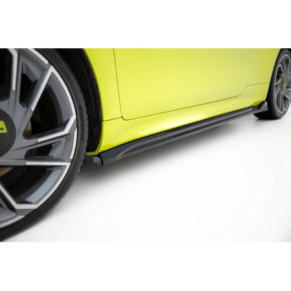 Maxton Design difuzory pod boční prahy pro Abarth 500E, černý lesklý plast ABS