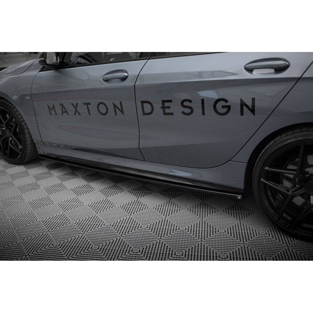 Maxton Design difuzory pod boční prahy pro BMW řada 1 F40, černý lesklý plast ABS, M-Pack