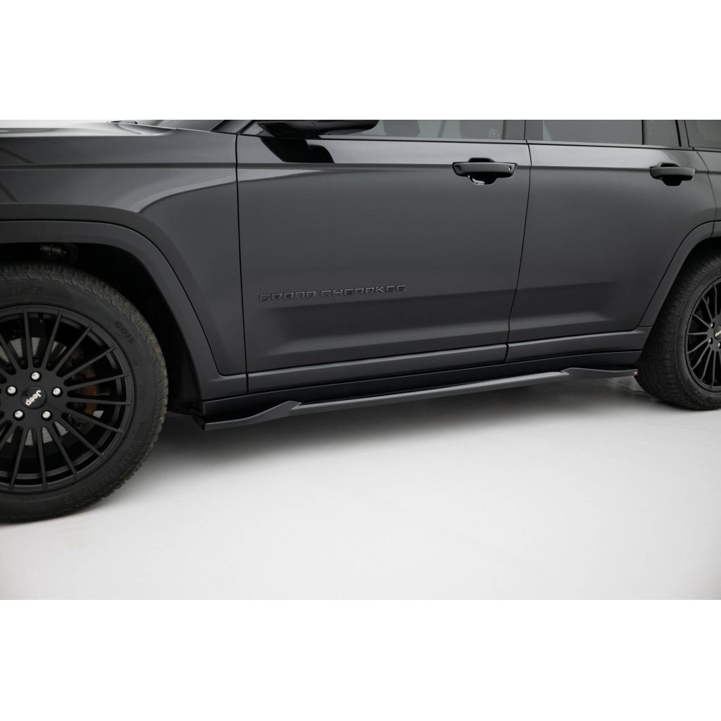 Maxton Design difuzory pod boční prahy pro Jeep Grand Cherokee WL, černý lesklý plast ABS, Trailhawk