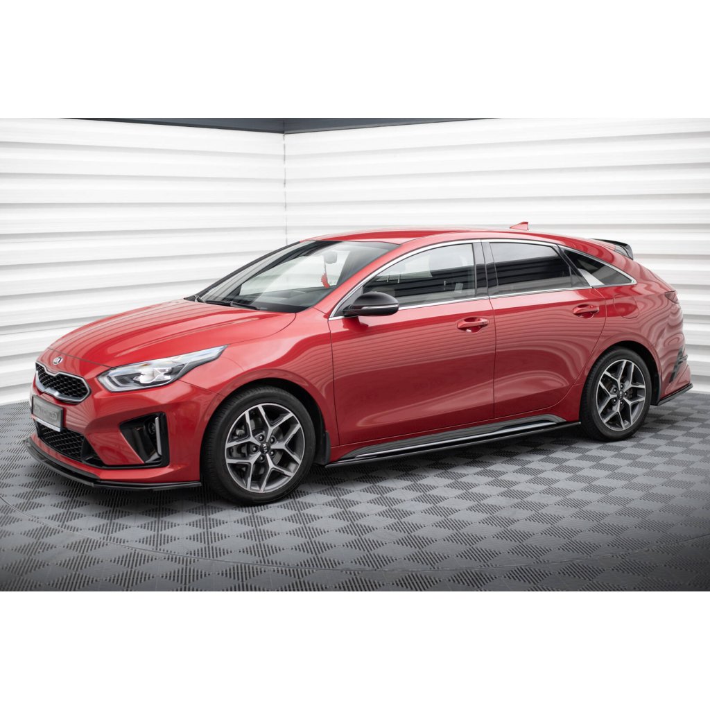Maxton Design difuzory pod boční prahy pro Kia Cee'd Mk 3/ProCeed GT, černý lesklý plast ABS