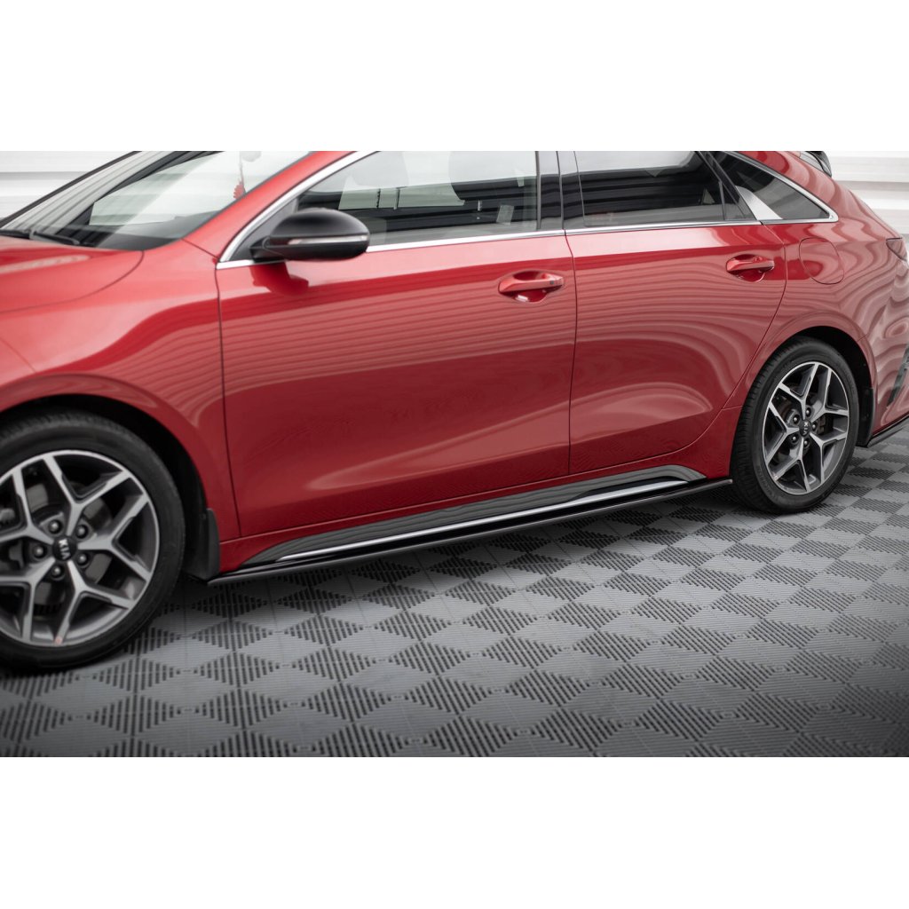 Maxton Design difuzory pod boční prahy pro Kia Cee'd Mk 3/ProCeed GT, černý lesklý plast ABS