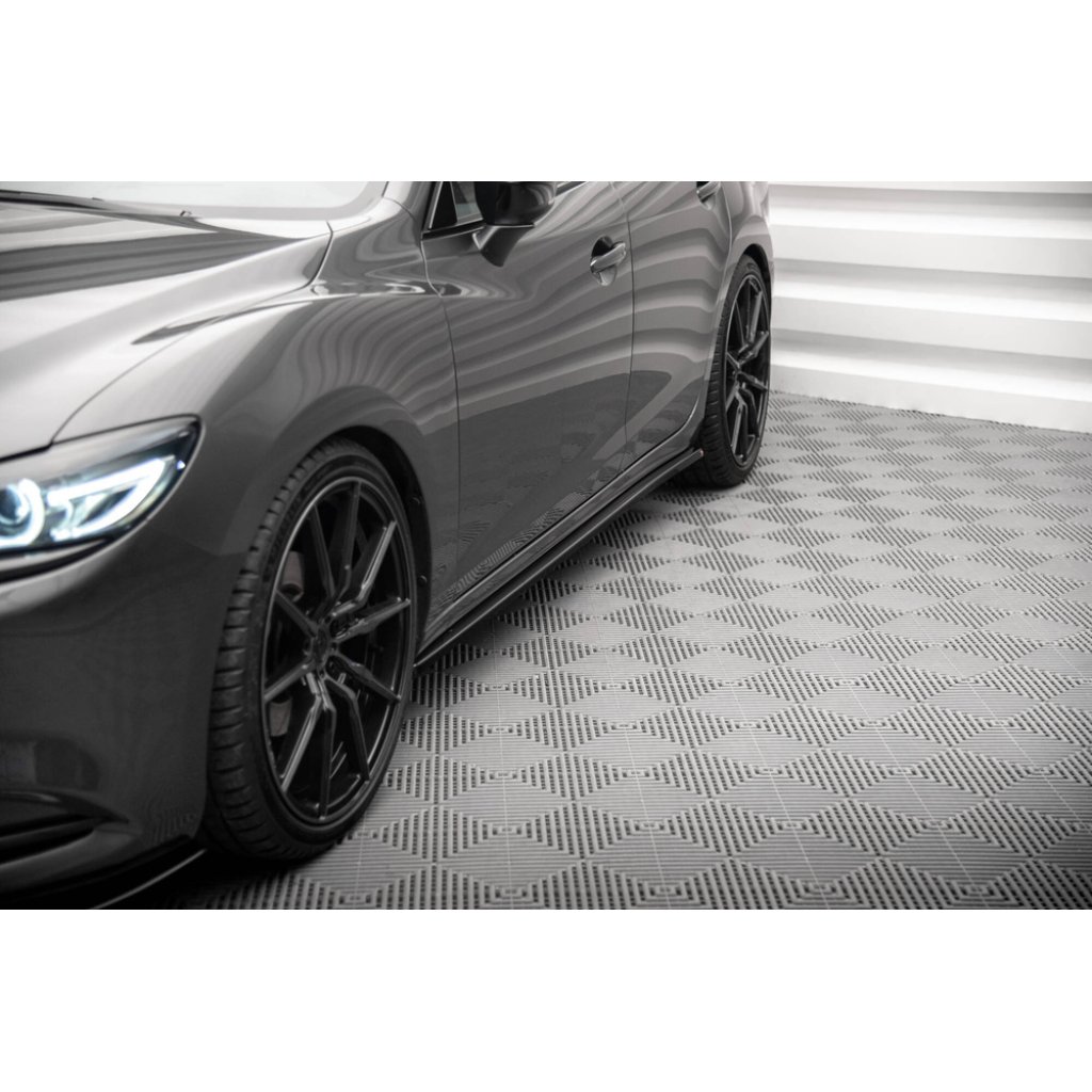 Maxton Design difuzory pod boční prahy pro Mazda 6 Mk3 FL, černý lesklý plast ABS, Facelift