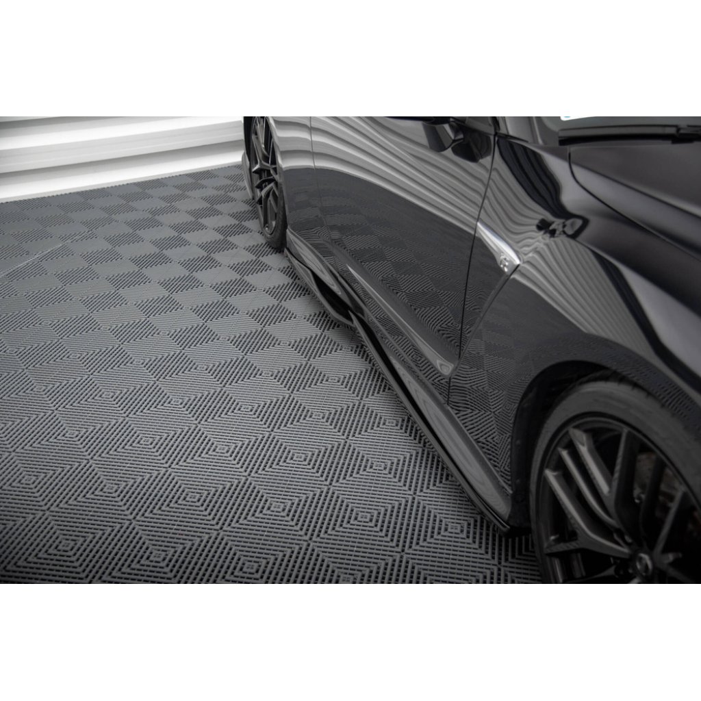 Maxton Design difuzory pod boční prahy pro Nissan GT-R R35 Facelift, černý lesklý plast ABS, r.v. 2016-2022