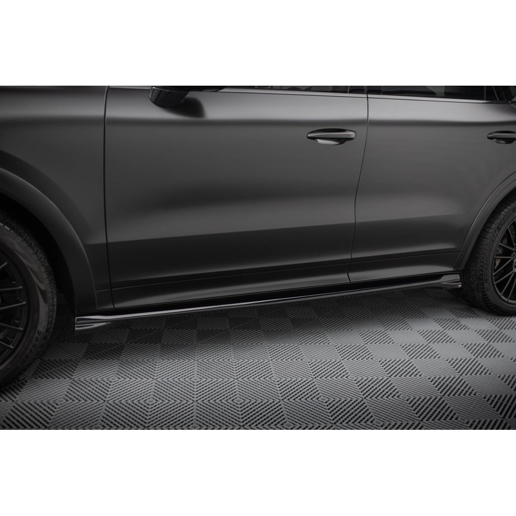 Maxton Design difuzory pod boční prahy pro Porsche Cayenne Mk3 Sport Design, černý lesklý plast ABS
