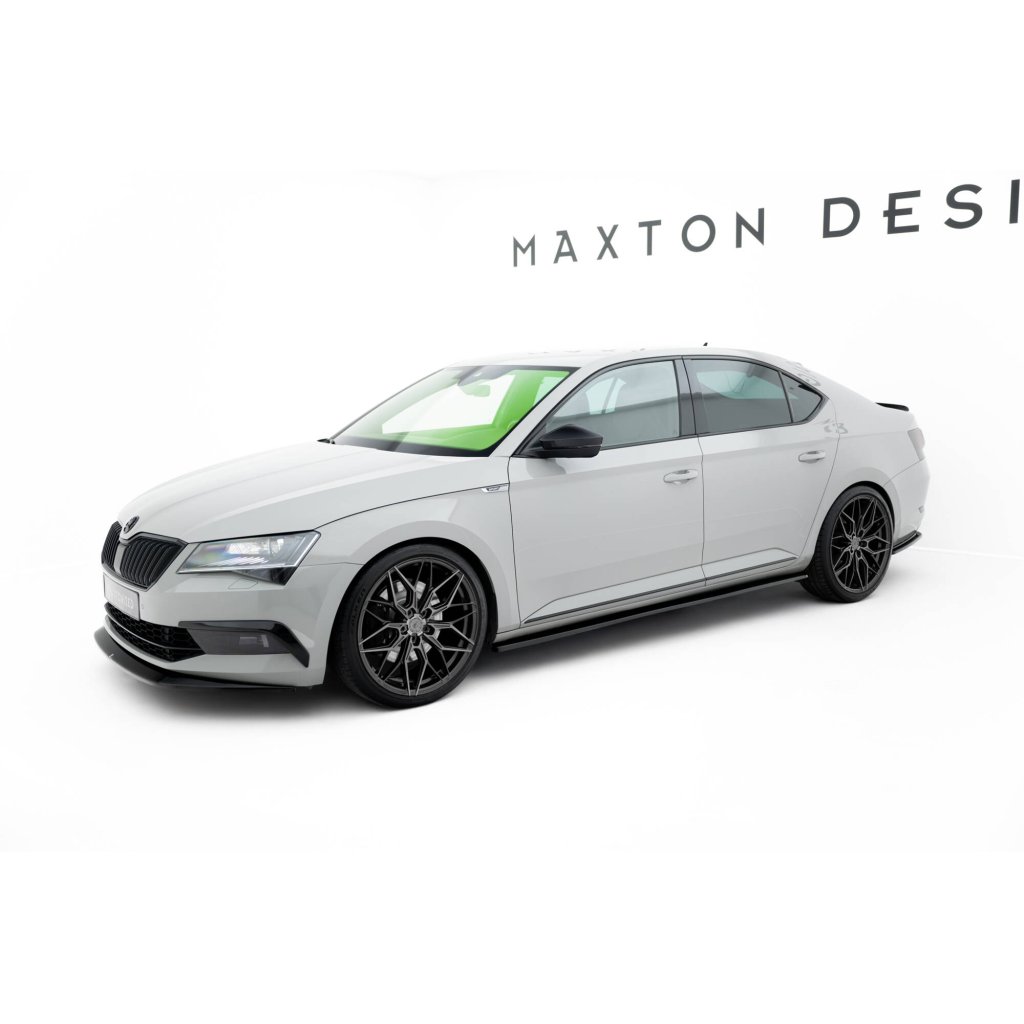 Maxton Design difuzory pod boční prahy pro Škoda Superb Mk3, černý lesklý plast ABS