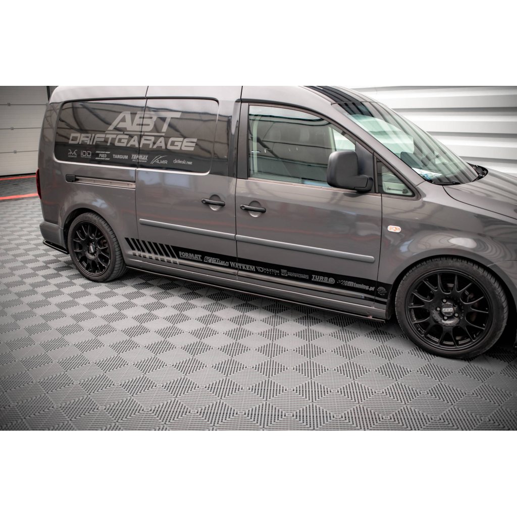 Maxton Design difuzory pod boční prahy pro Volkswagen Caddy Mk3 Facelift, černý lesklý plast ABS, pro verzi Long