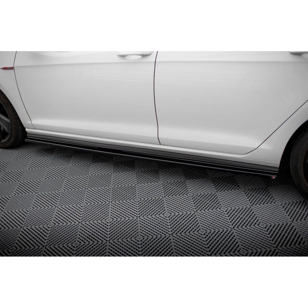 Maxton Design difuzory pod boční prahy pro Volkswagen Golf GTI Mk7, černý lesklý plast ABS